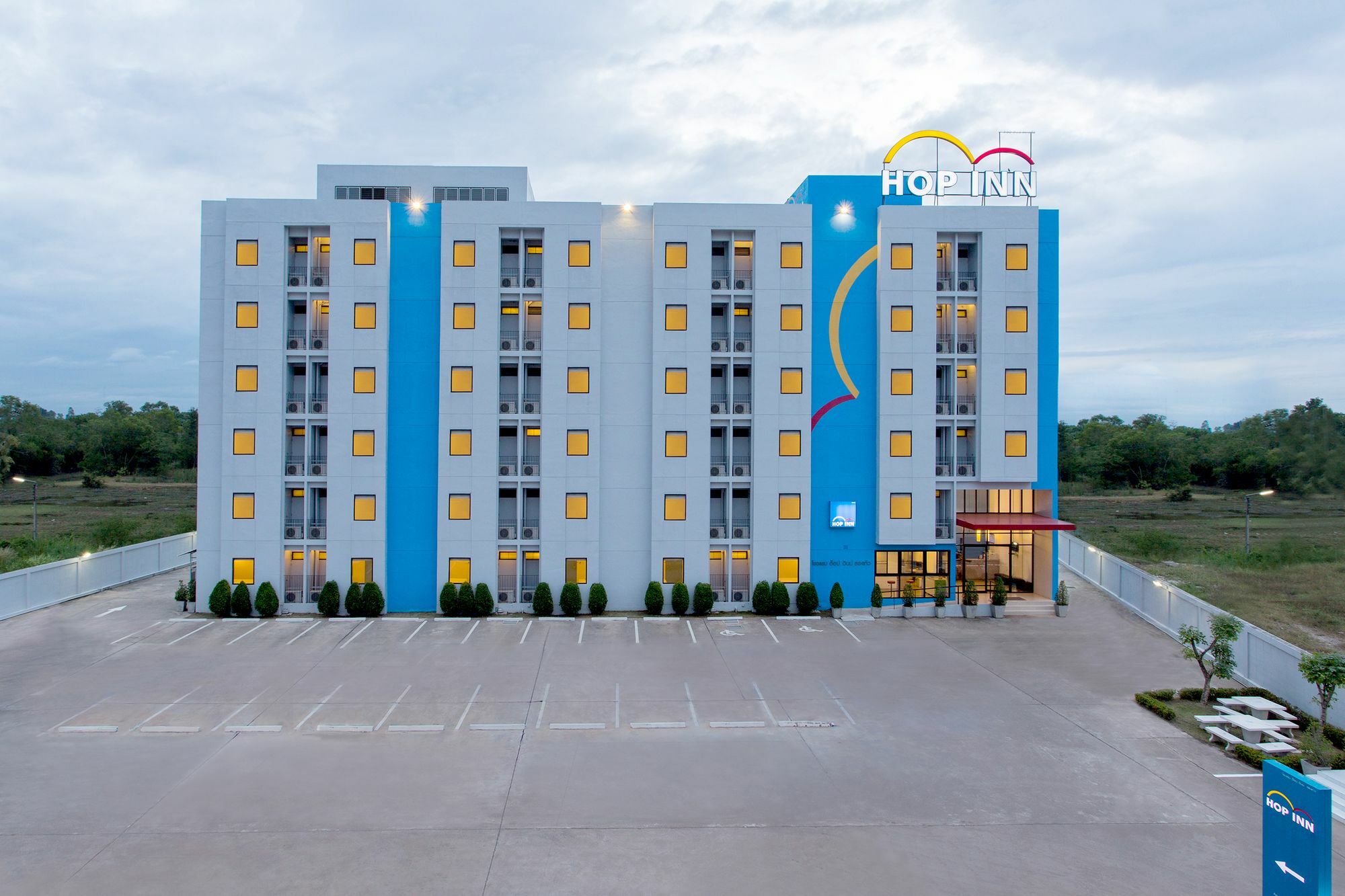 Hop Inn Lop Buri Εξωτερικό φωτογραφία